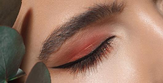 POWER-UP YOUR EYELINER LOOKS UNDER 5 MINUTES